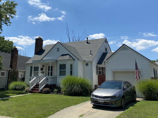 https://www.entrustroofing.com/wp-content/uploads/2020/12/kettering_summer1_2400wide-640x480.jpg